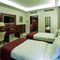 Capital O 325 Queen Palace Hotel  slider thumbnail
