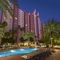 Hilton Grand Vacations At Flamingo slider thumbnail