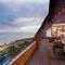 Pullman Oceanview Sanya Bay Resort & SPA slider thumbnail
