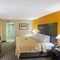 Quality Inn & Suites Cincinnati slider thumbnail