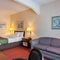 Quality Inn & Suites Kearneysville - Martinsburg slider thumbnail
