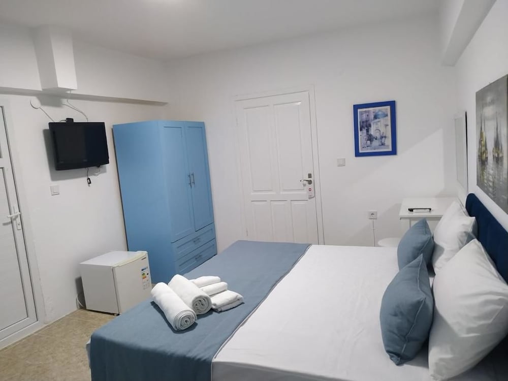 Tuana Hotel