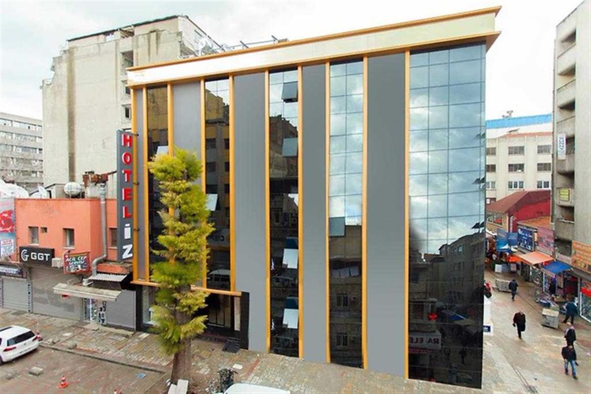 Hotel İz