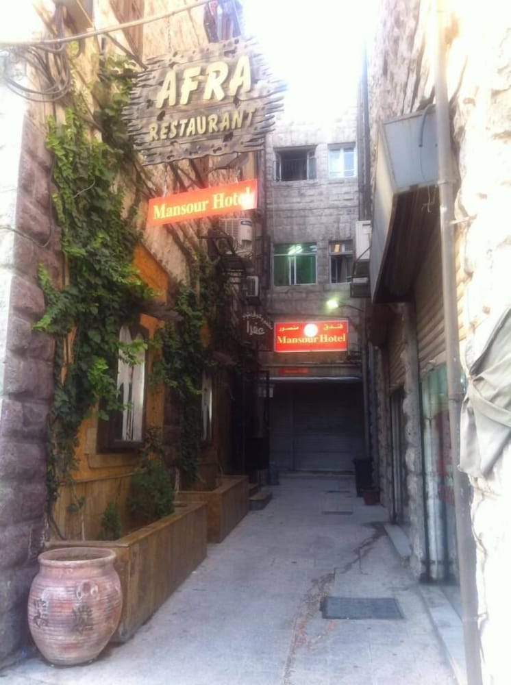 Mansour Hotel