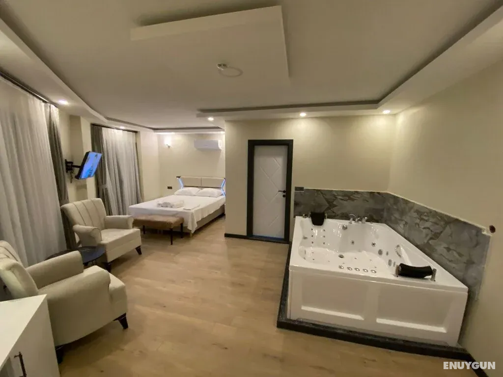 201 Standard Rooms
