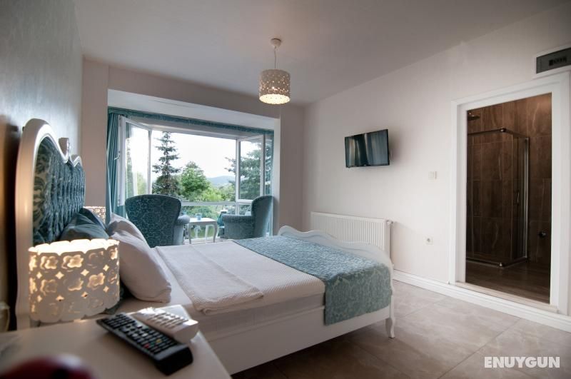 Superior Room with Jacuzzi and River View