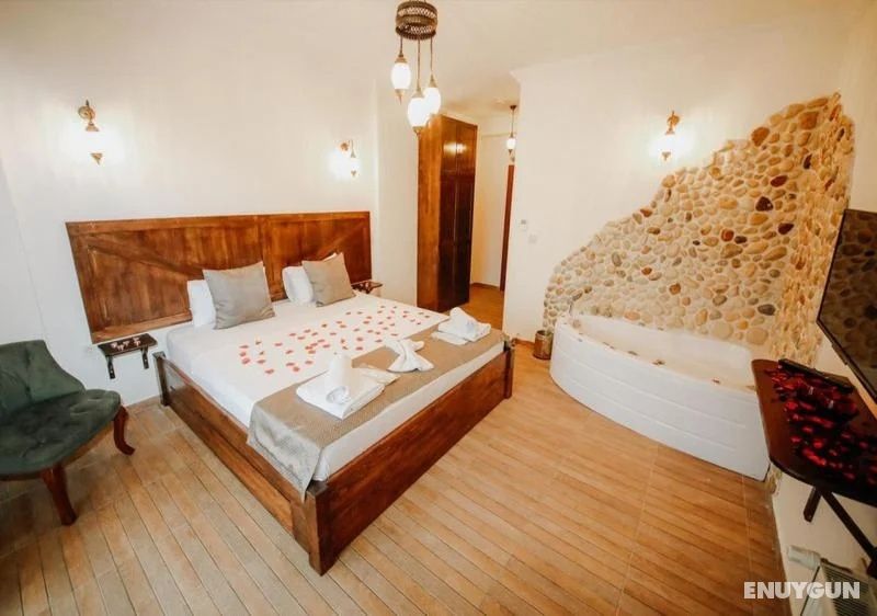 Standard Room with Jacuzzi