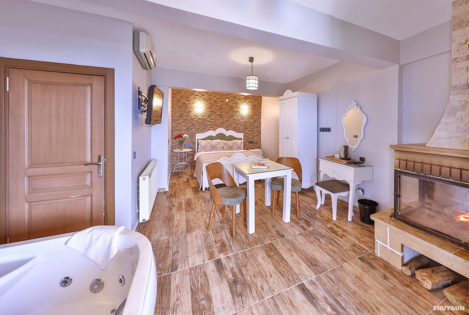 Premium Deluxe Sea View Room with Fireplace