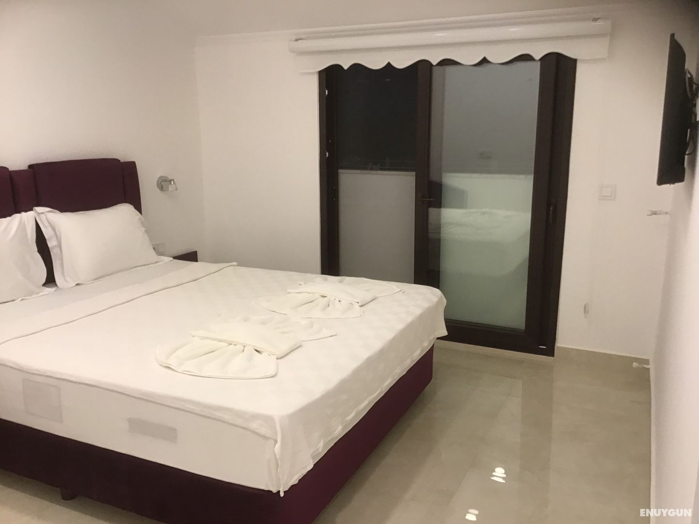 Double, Sea View, 2nd Floor