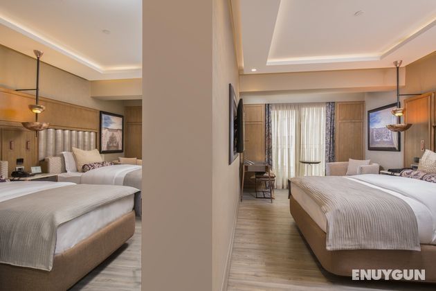 Standard Connecting Room