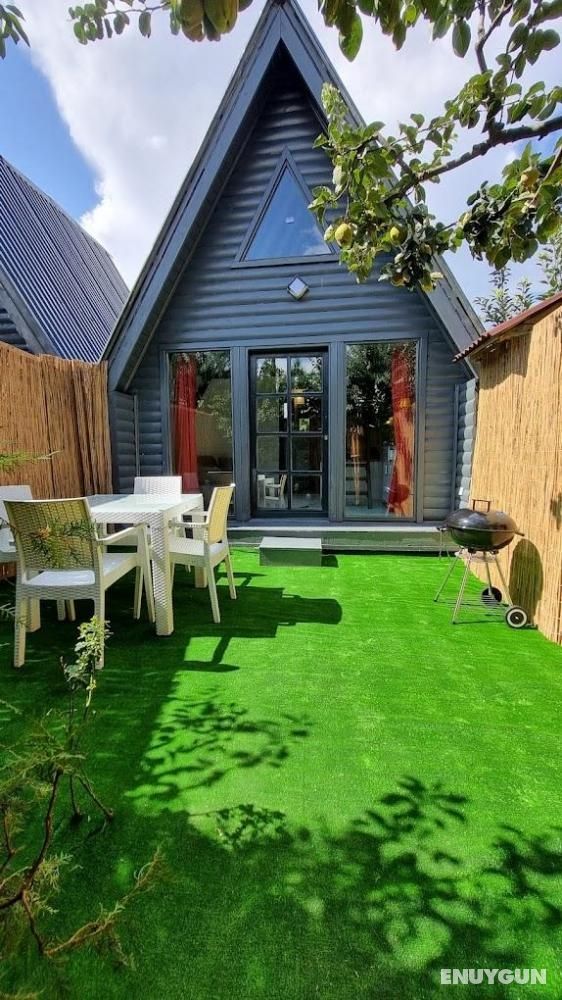 Bungalow with Garden View, Jacuzzi and Private Garden