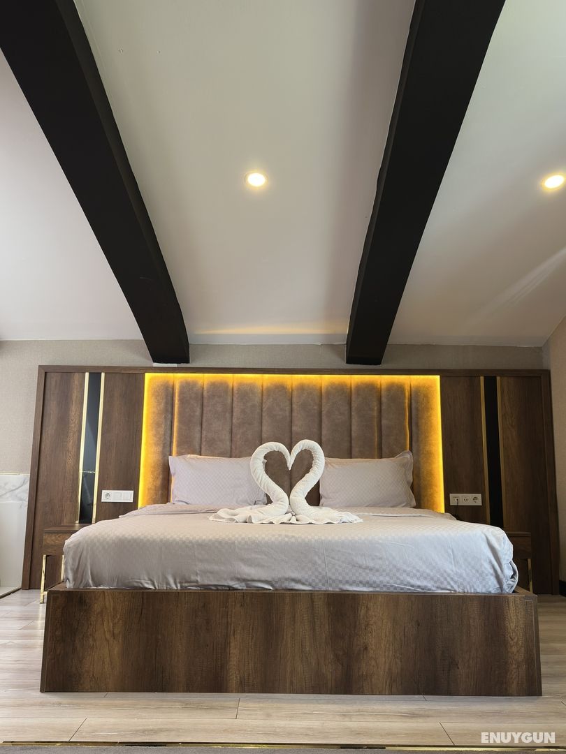 Suite Custom Room with Jacuzzi