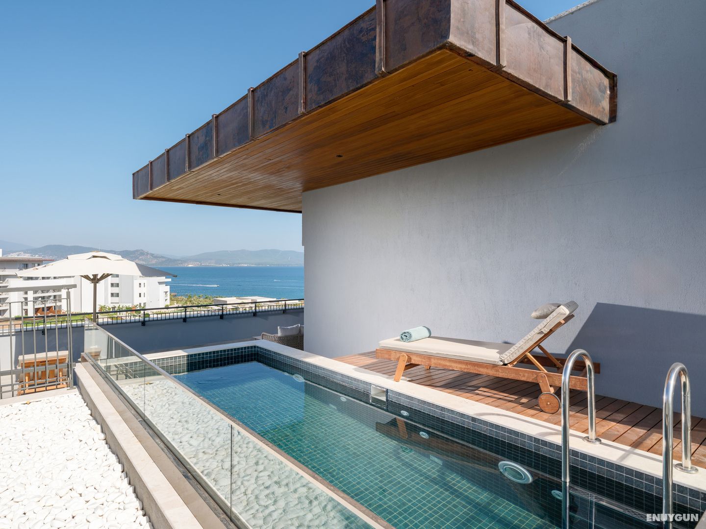 Penthouse Suite 2 Bedrooms 2+1 Room with Private Pool and Sea View - Community Section