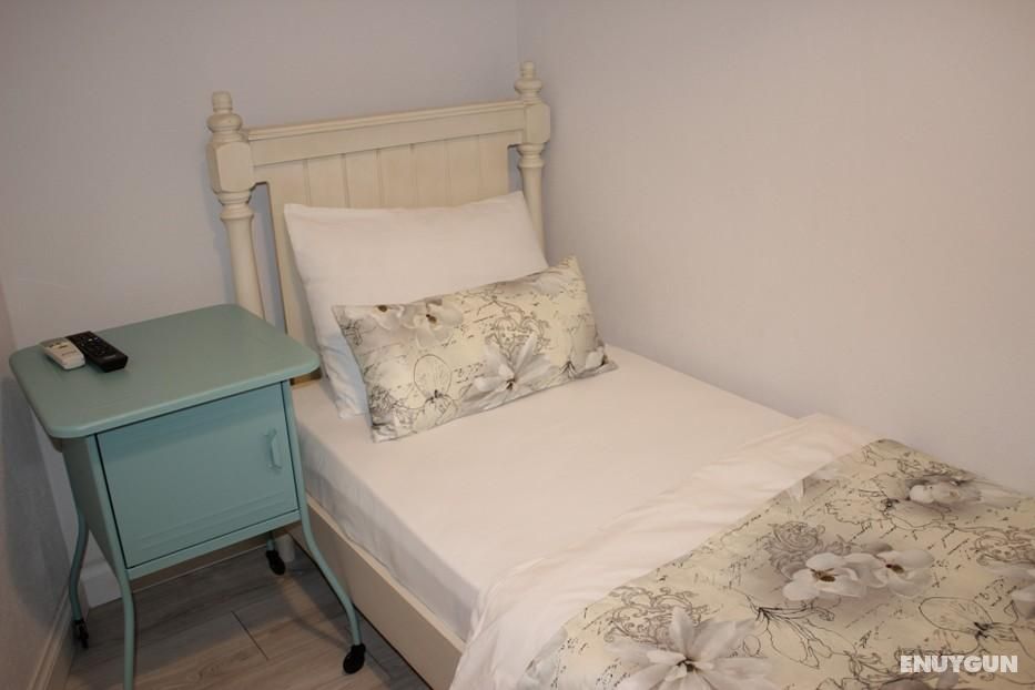 Standard Room (single), No View