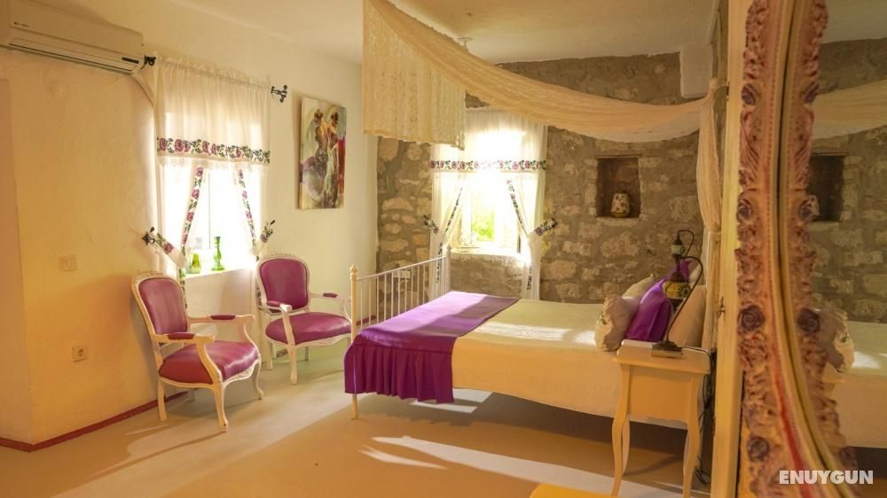 Standard Room, Courtyard View