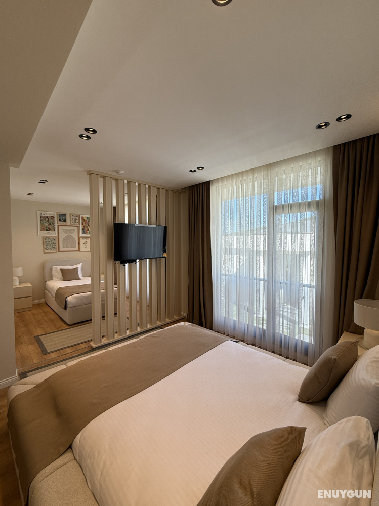 Standard Triple Room, Garden View, Air Conditioning