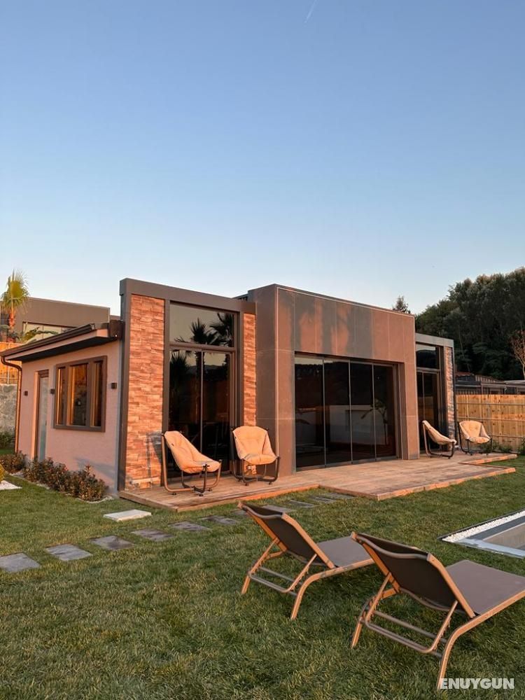 Villa with Lake View and Private Pool