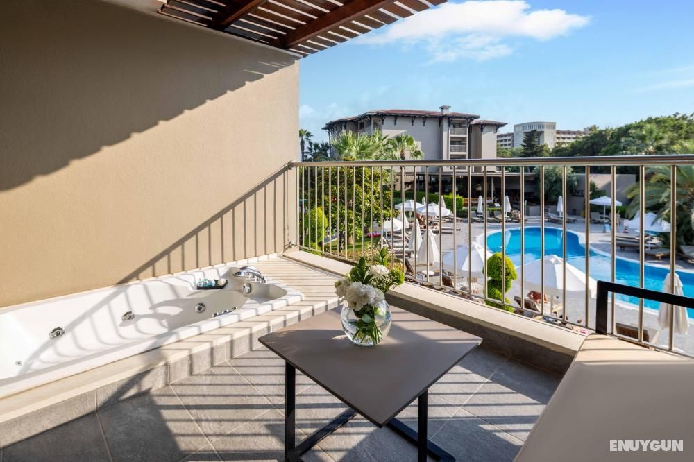 Deluxe Room with Jacuzzi, Garden View, Jacuzzi