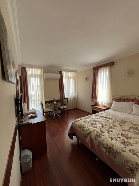 Single, Land View