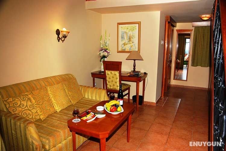Villa Room