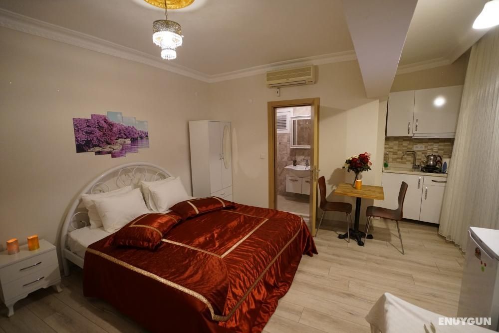 Suite, Garden View