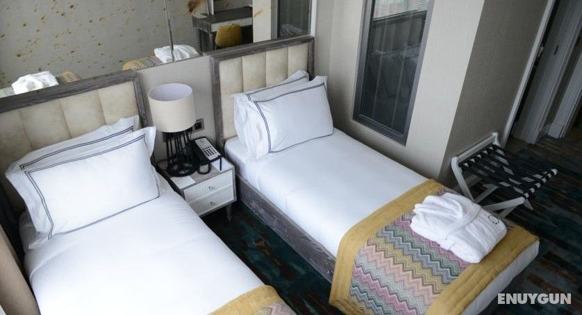 Standard Room, City View