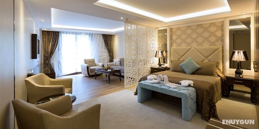 Suite Room with Jacuzzi