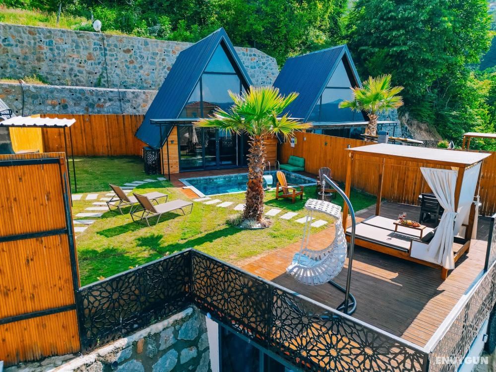 Bungalow, Lake View, Private Heated Pool