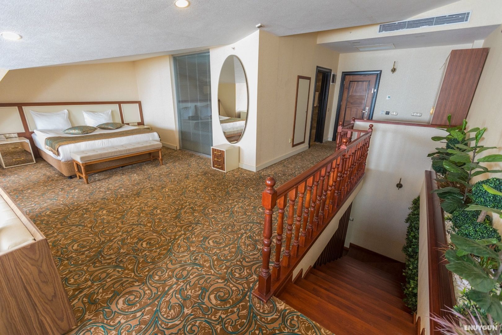 Deluxe Suite Room