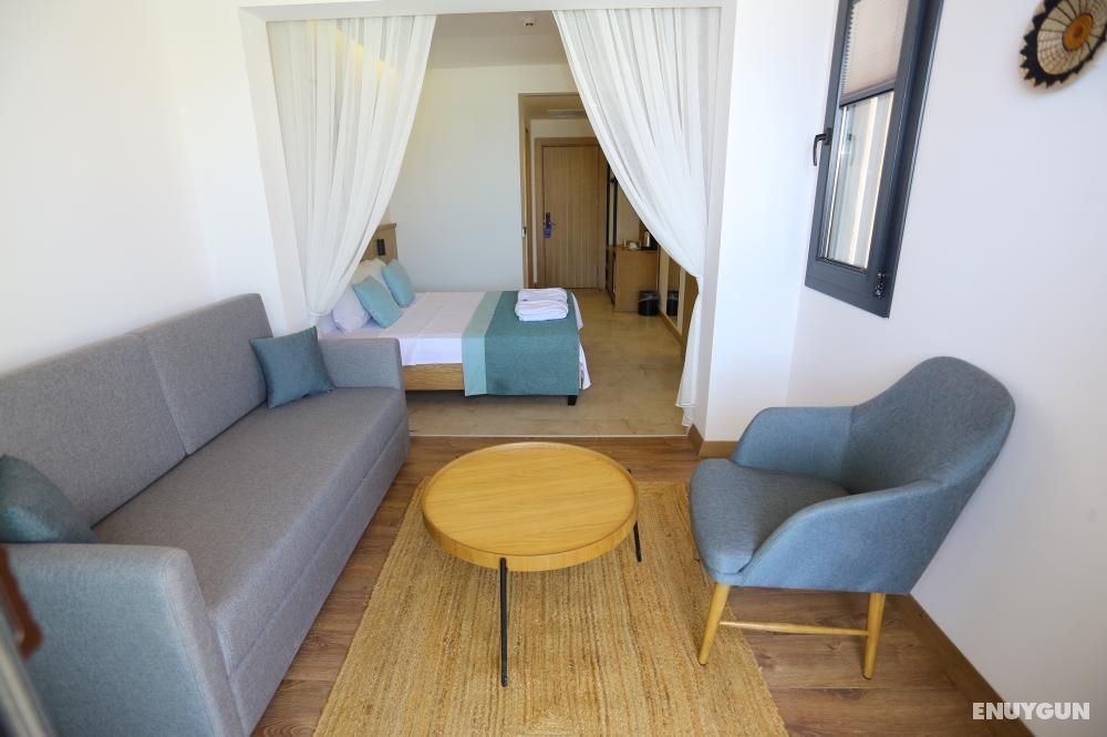 Standard Room, Sea View, Balcony