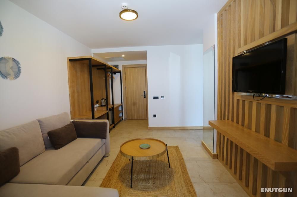 Suite, Sea View, Jacuzzi and Terrace