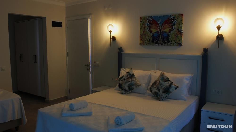 Executive Suite, Garden View, Balcony