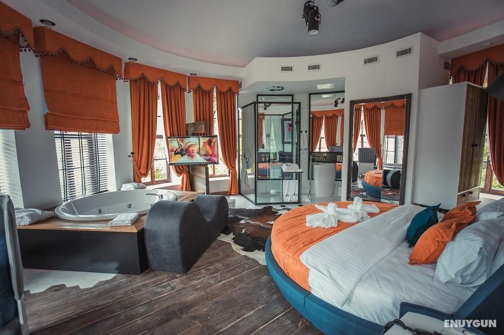 King Suite, Sea View
