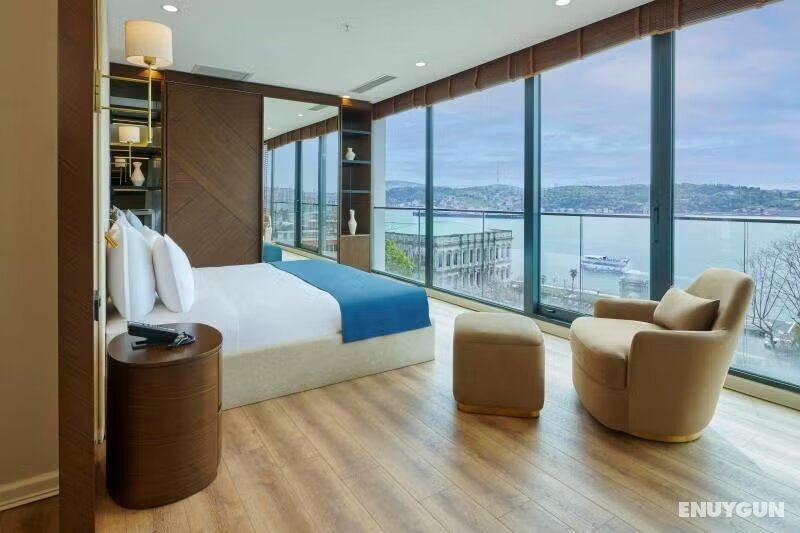 Çırağan Suite Room with Bosphorus View