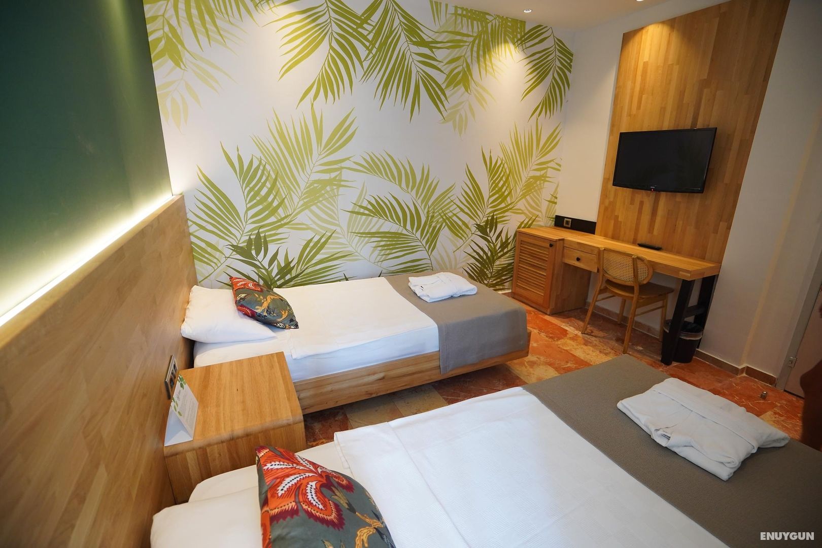 Club Deluxe Family Room
