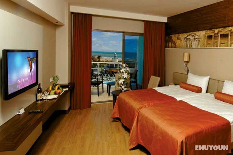 Standard Room with Direct Sea View