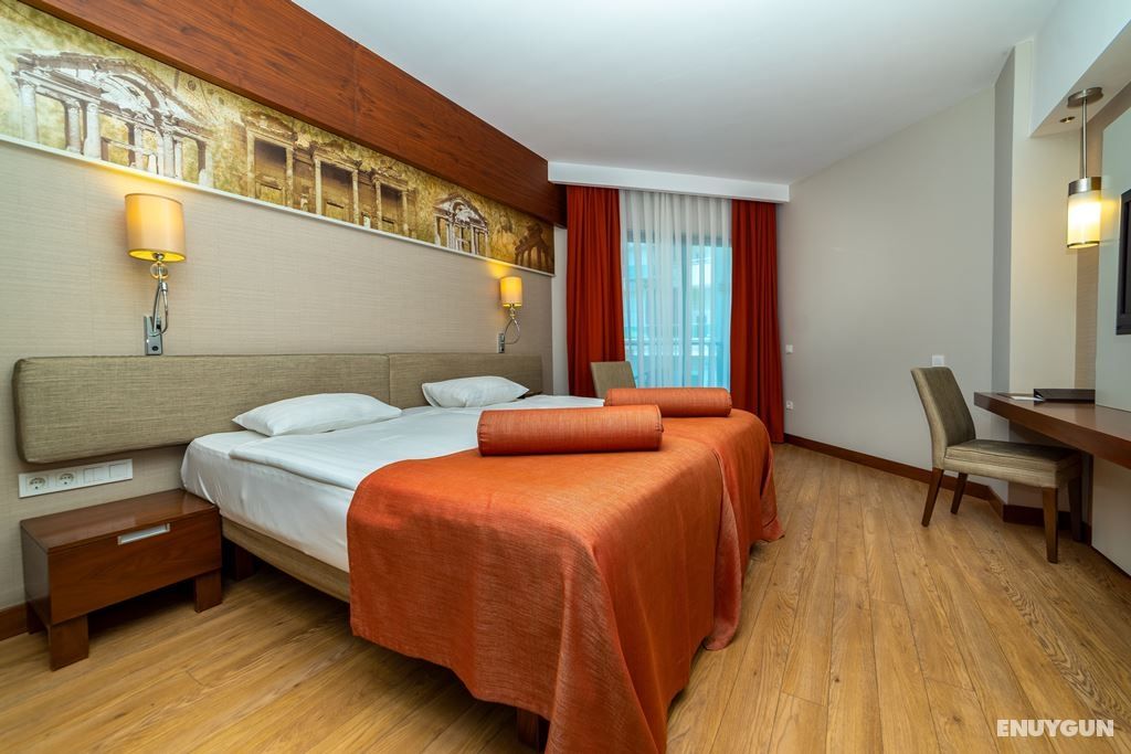 Room with Side Sea View