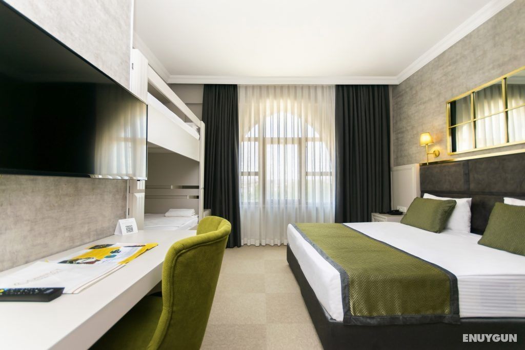Family Standard Room with Bunk Beds