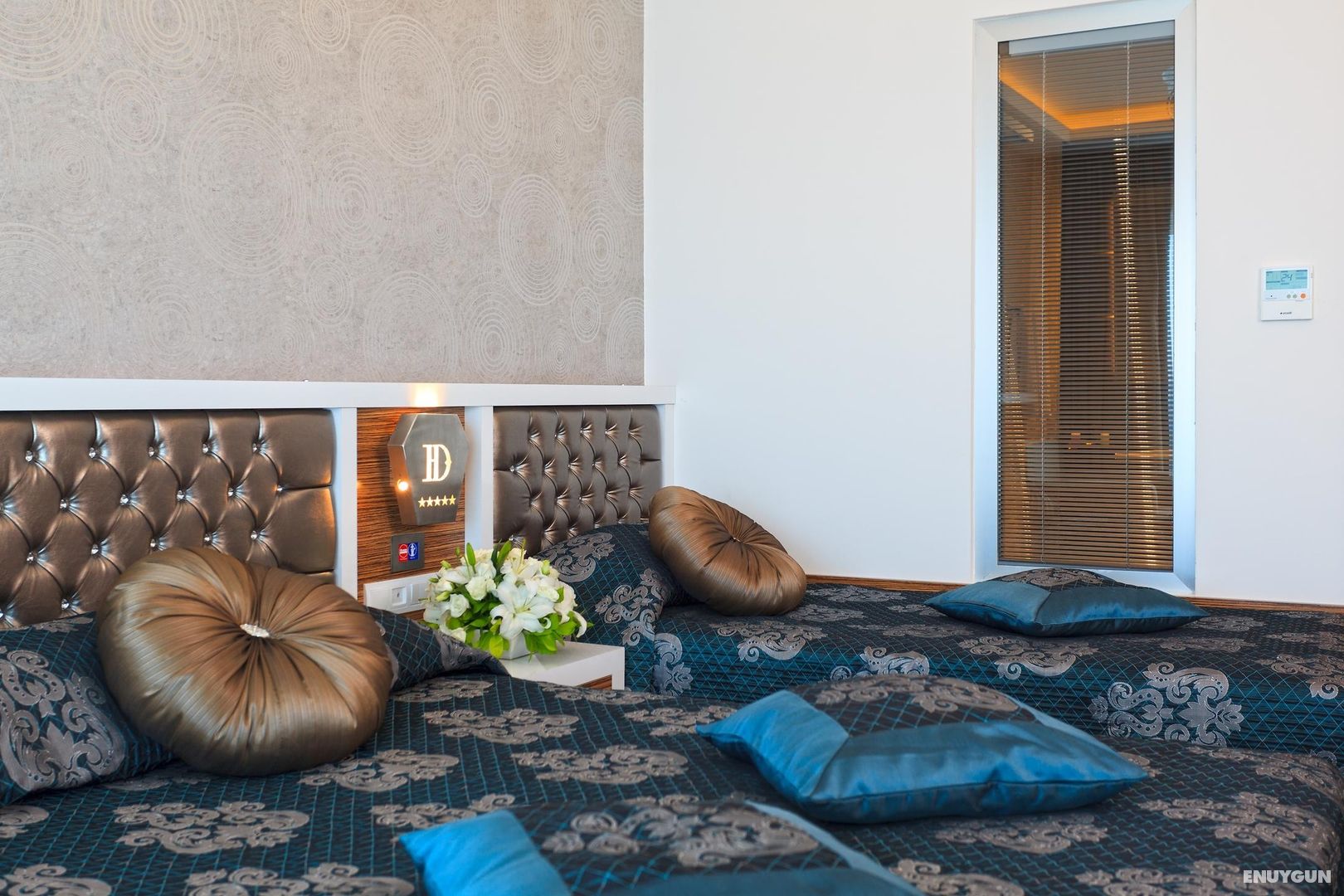 Honeymoon Room
