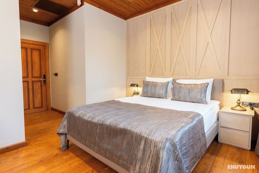 Junior Triple Room