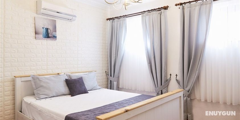 Economy Double Room - Non-refundable Bed and Breakfast