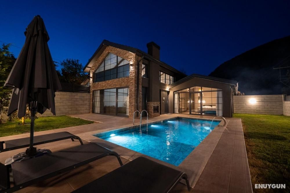 Villa 3+1 Room, Forest or Pool View, Jacuzzi and Private Garden