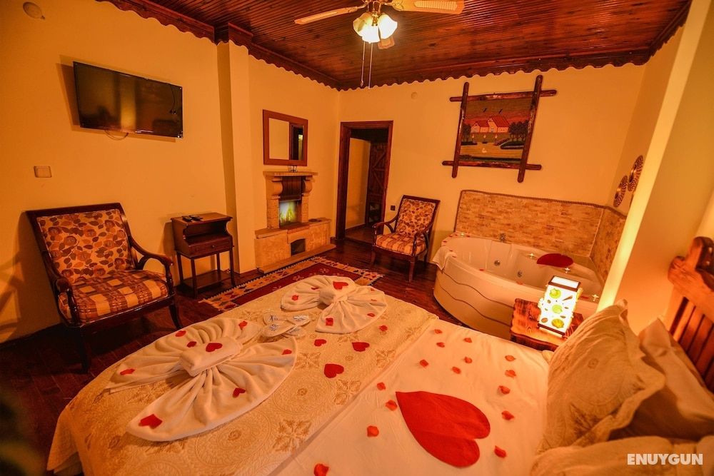 Deluxe Double Room With Spa Bath And Fireplace