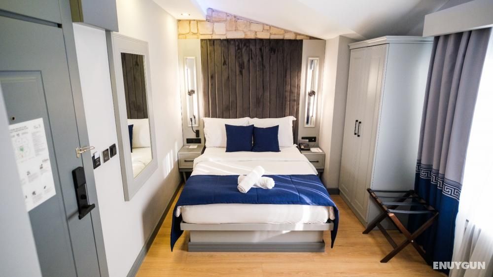Deluxe Room, City View