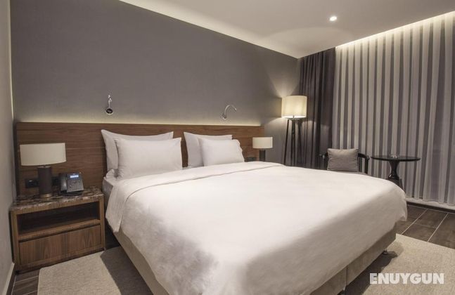 Standard Trendy Room with Large Bed