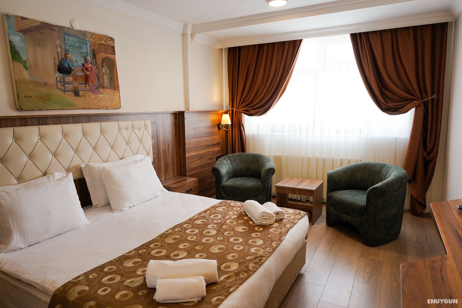 Standard Large Bed Room