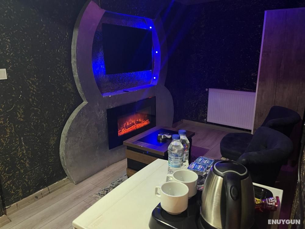 Suite Room with Jacuzzi