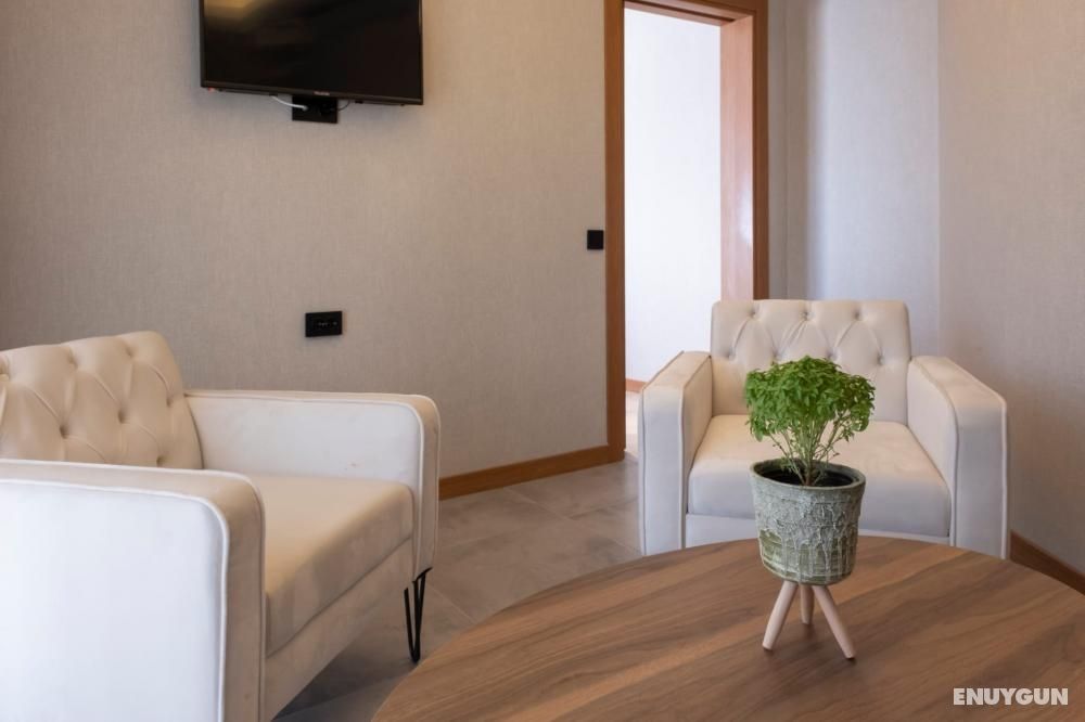 Suite, Mountain View, Balcony