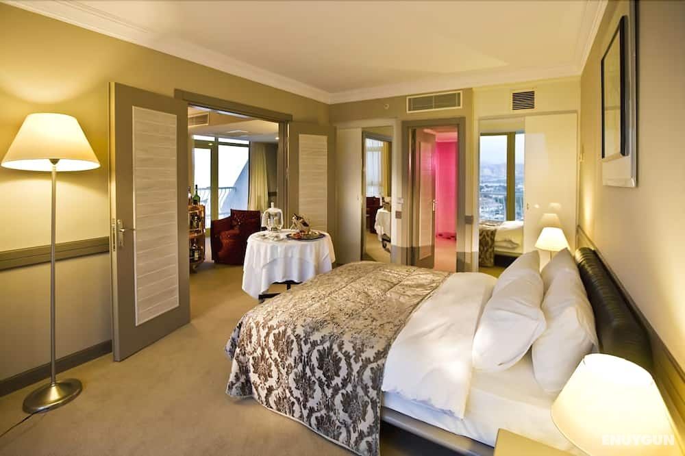Standard Junior Suite