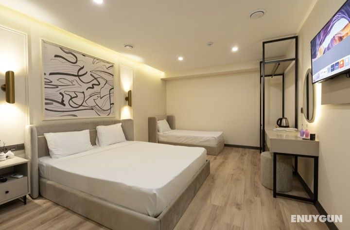Economic Triple Room without Window